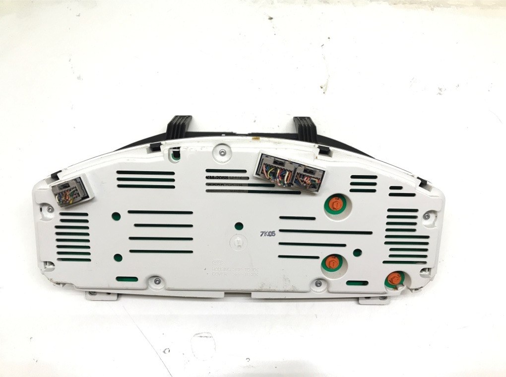 Щиток приборов (приборная панель) бу для Kia Sportage 2.0 CRDi, 2009 г. Щиток приборов (приборная панель) бу для Kia Sportage 2.0 CRDi, 2009 г.