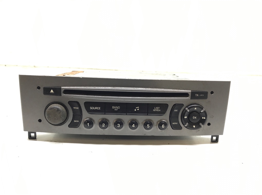 Магнитола бу для Peugeot 308 T7 1.6 HDi, 2008 г.