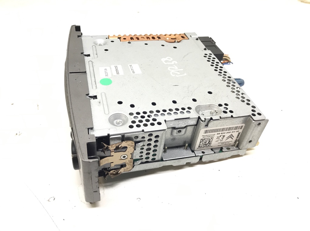 Магнитола бу для Peugeot 308 T7 1.6 HDi,  2008 г.