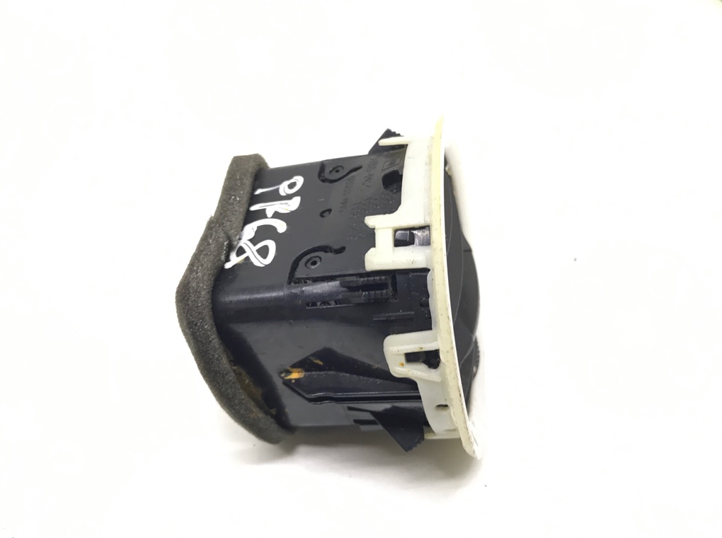 Дефлектор обдува салона бу для Opel Corsa D 1.2 i,  2014 г.