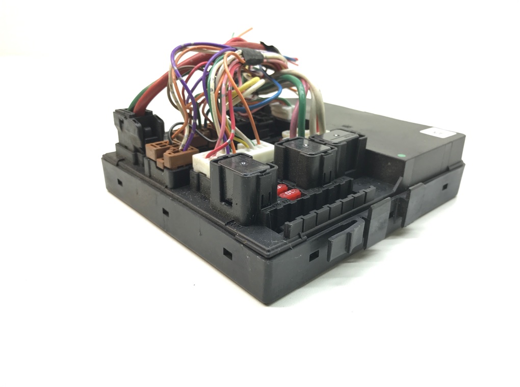 Блок предохранителей бу для Nissan NV200  1.5 DCi,  2011 г.