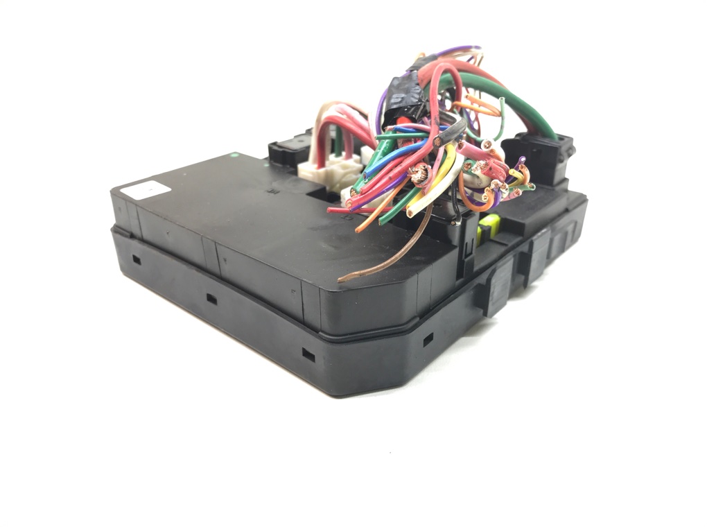 Блок предохранителей бу для Nissan NV200  1.5 DCi,  2011 г.