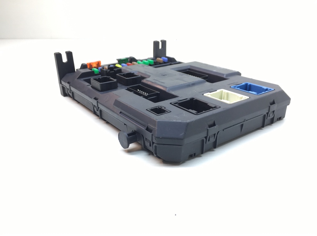 Блок комфорта бу для Peugeot 207  1.4 i,  2009 г.