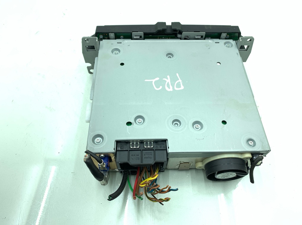 Магнитола бу для BMW 3 E90/E91/E92/E93 2.0 TD,  2008 г.