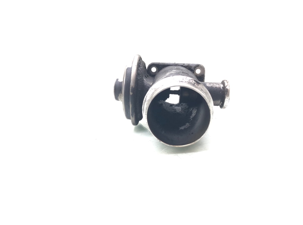Клапан EGR бу для BMW 1 E87/E81/E82/E88 2.0 TD, 2005 г. Клапан EGR бу для BMW 1 E87/E81/E82/E88 2.0 TD, 2005 г.