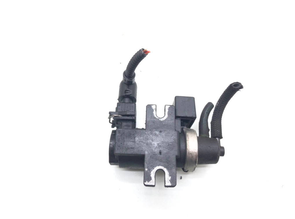 Клапан электромагнитный бу для BMW 1 E87/E81/E82/E88 2.0 TD,  2005 г.