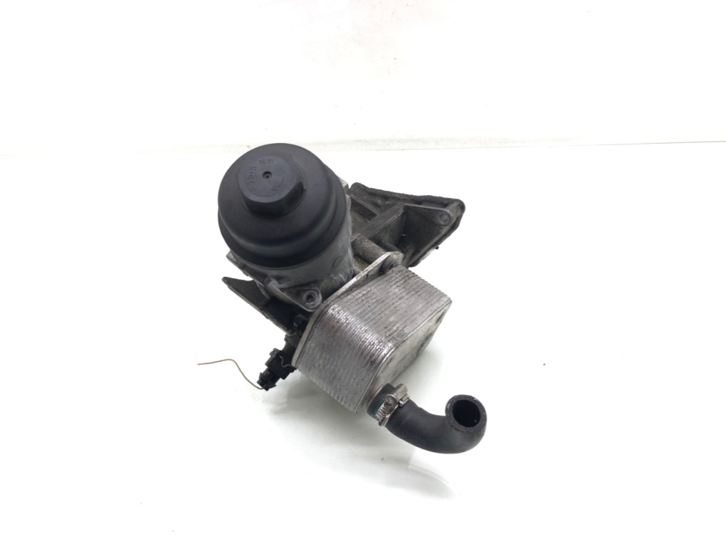 Корпус масляного фильтра бу для BMW 1 E87/E81/E82/E88 2.0 TD,  2005 г.
