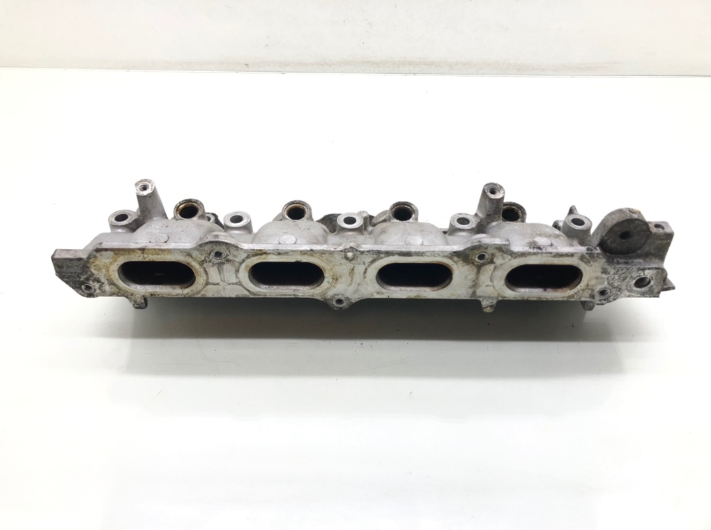 Коллектор впускной бу для Renault Clio 2 1.4 i,  2003 г.