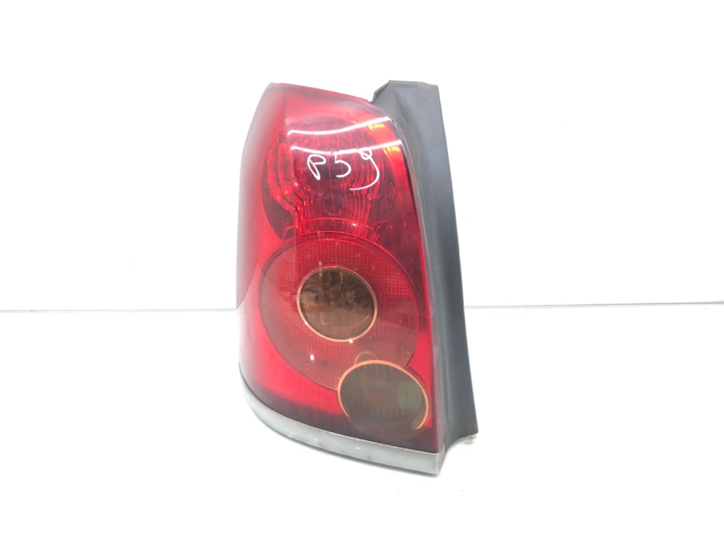 Фонарь задний левый бу для Toyota Avensis 1.8 i, 2004 г.