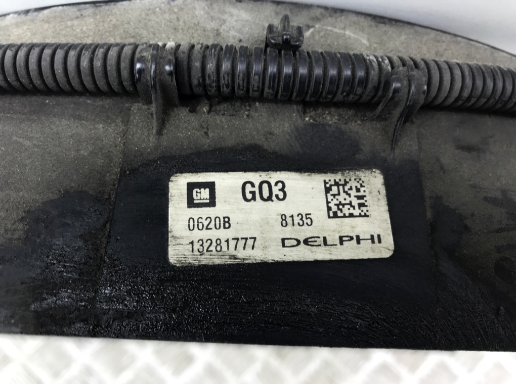 Вентилятор радиатора бу для Opel Astra J 1.6 i,  2010 г.