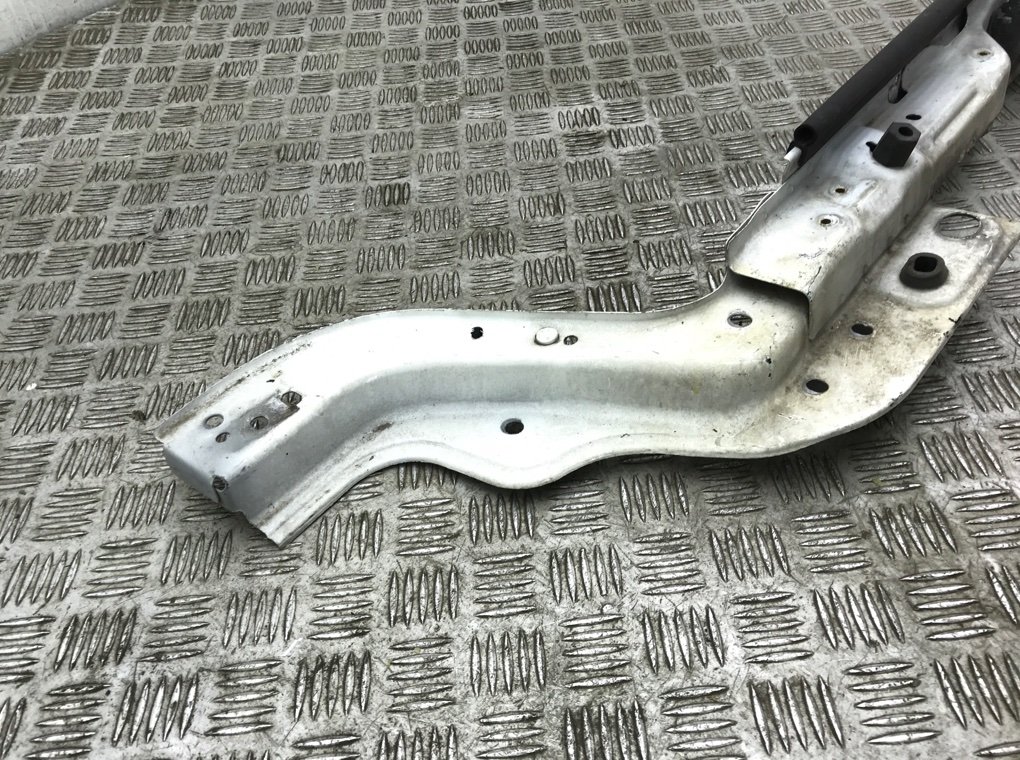 Панель передняя (телевизор) бу для Fiat Fiorino  1.3 JTD,  2013 г.