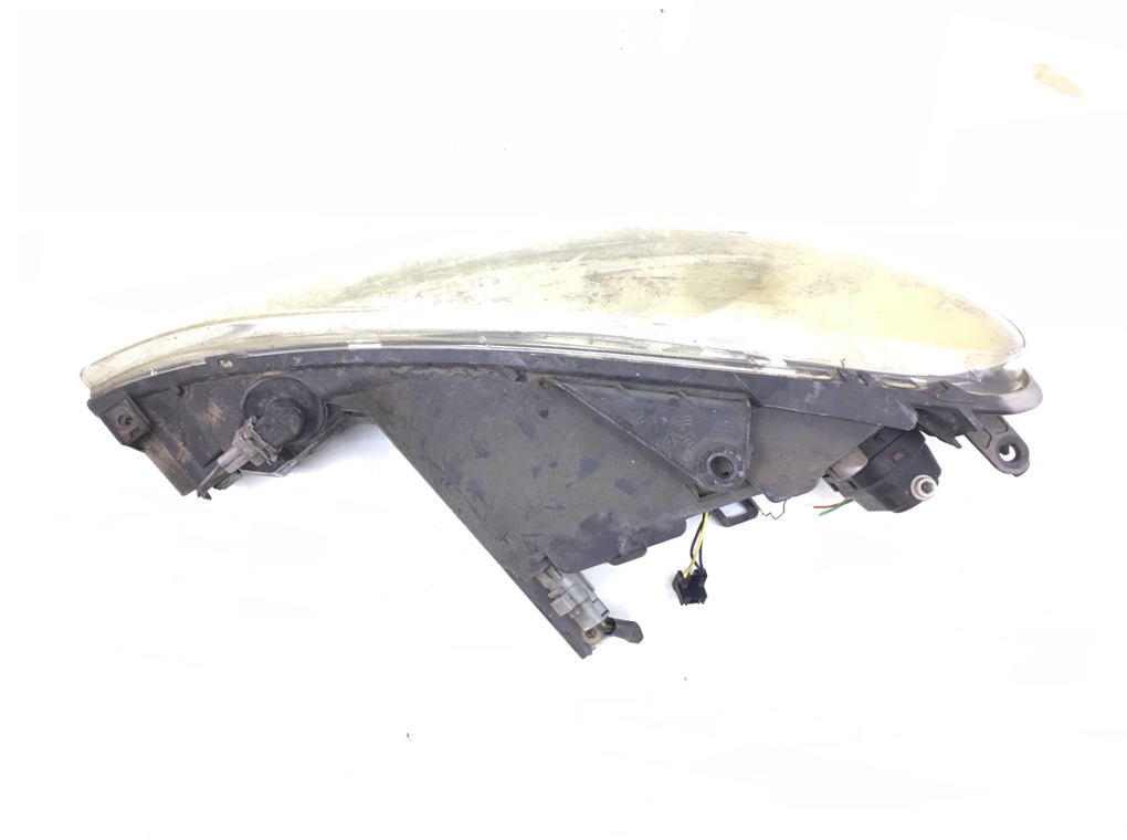 Фара правая бу для Peugeot 206  1.4 i,  2003 г.