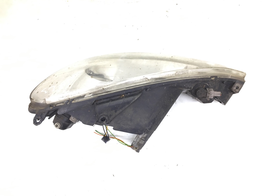 Фара левая бу для Peugeot 206  1.4 i,  2003 г.