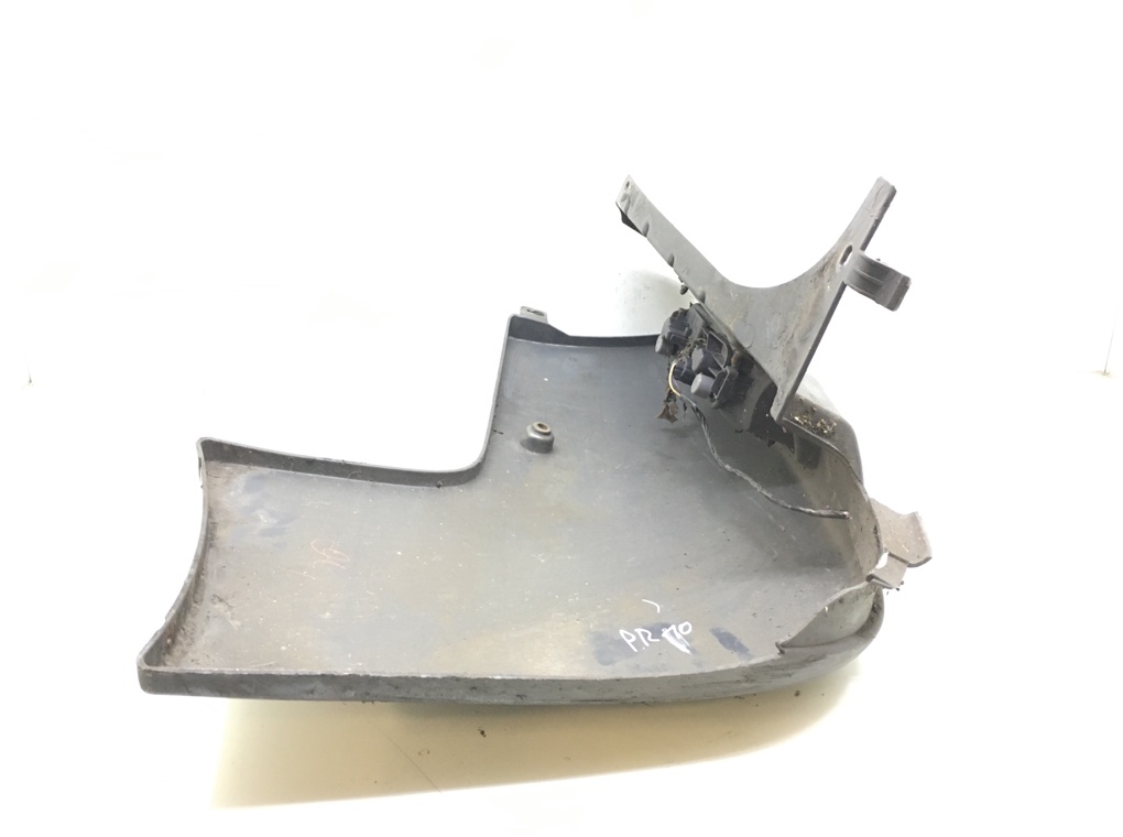 Клык бампера задний правый бу для Opel Vivaro  2.0 CDTi,  2009 г.