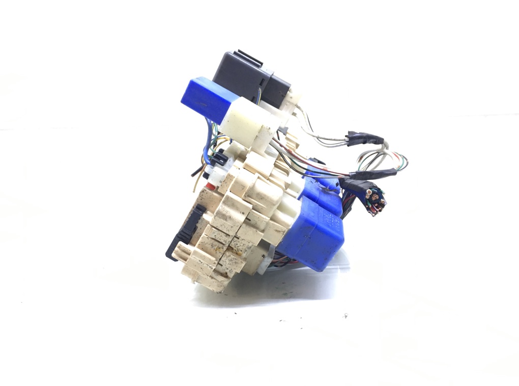 Блок предохранителей бу для Nissan X-Trail T30 2.2 DCi, 2004 г. Блок предохранителей бу для Nissan X-Trail T30 2.2 DCi, 2004 г.