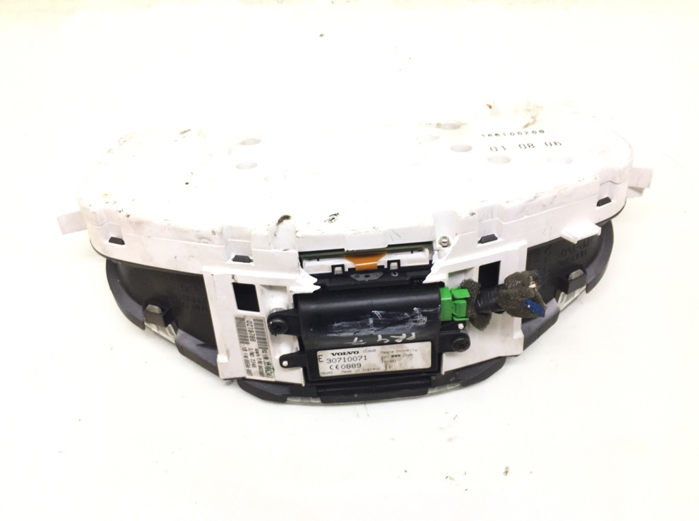 Щиток приборов (приборная панель) бу для Volvo S40  2.0 TD,  2007 г.