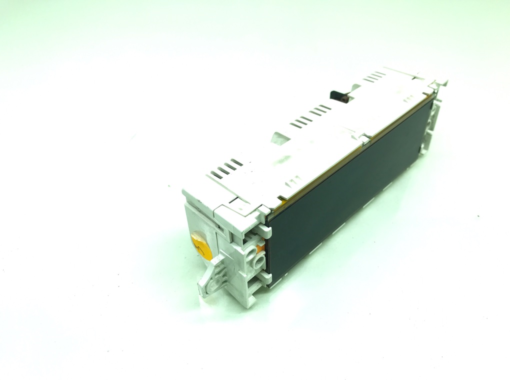 Дисплей бу для Peugeot 207 1.4 i, 2007 г. Дисплей бу для Peugeot 207 1.4 i, 2007 г.