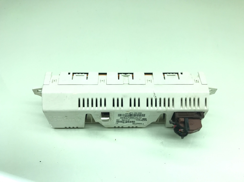 Дисплей бу для Peugeot 207 1.4 i, 2007 г. Дисплей бу для Peugeot 207 1.4 i, 2007 г.