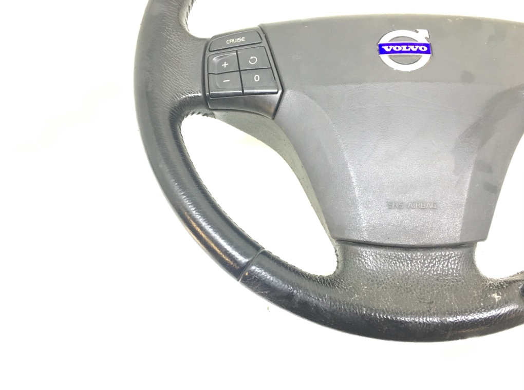 Руль бу для Volvo S40 2.0 TD, 2005 г. Руль бу для Volvo S40 2.0 TD, 2005 г.