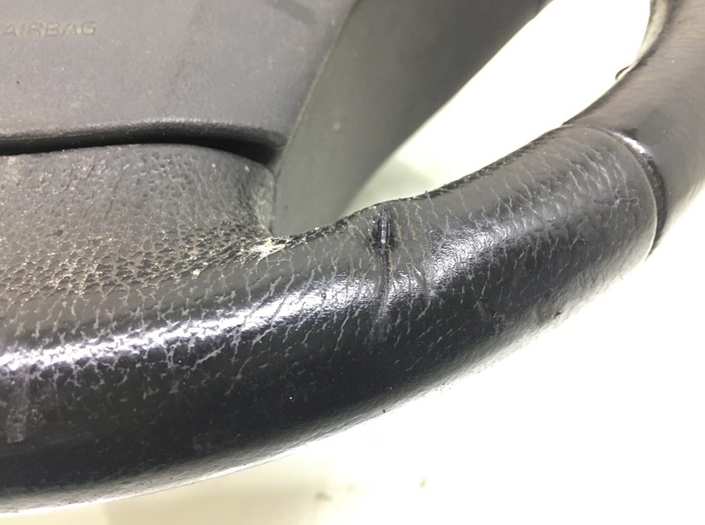 Руль бу для Volvo S40 2.0 TD, 2005 г. Руль бу для Volvo S40 2.0 TD, 2005 г.