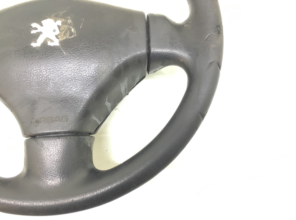 Руль бу для Peugeot 206 1.4 i, 2003 г. Руль бу для Peugeot 206 1.4 i, 2003 г.