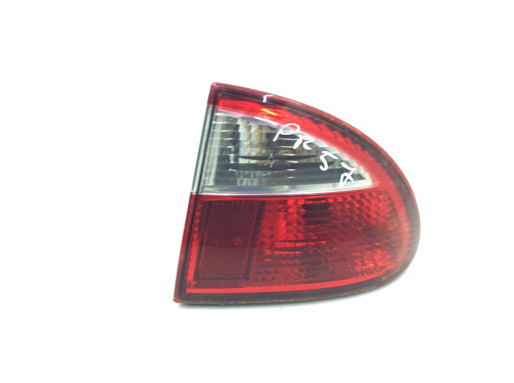 Фонарь задний правый бу для Seat Leon 1.6 i, 2003 г.