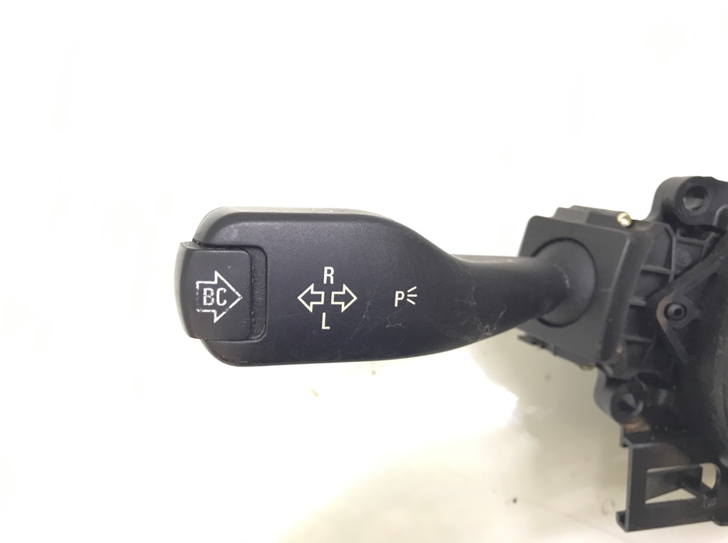 Переключатель подрулевой (стрекоза) бу для BMW 5 E39 2.5 i,  2001 г.