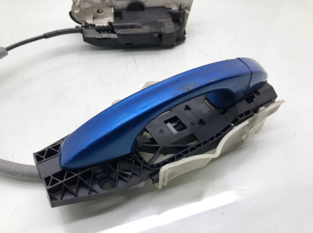 Ручка наружная передняя левая бу для Skoda Octavia A7 2.0 TDi,  2016 г.