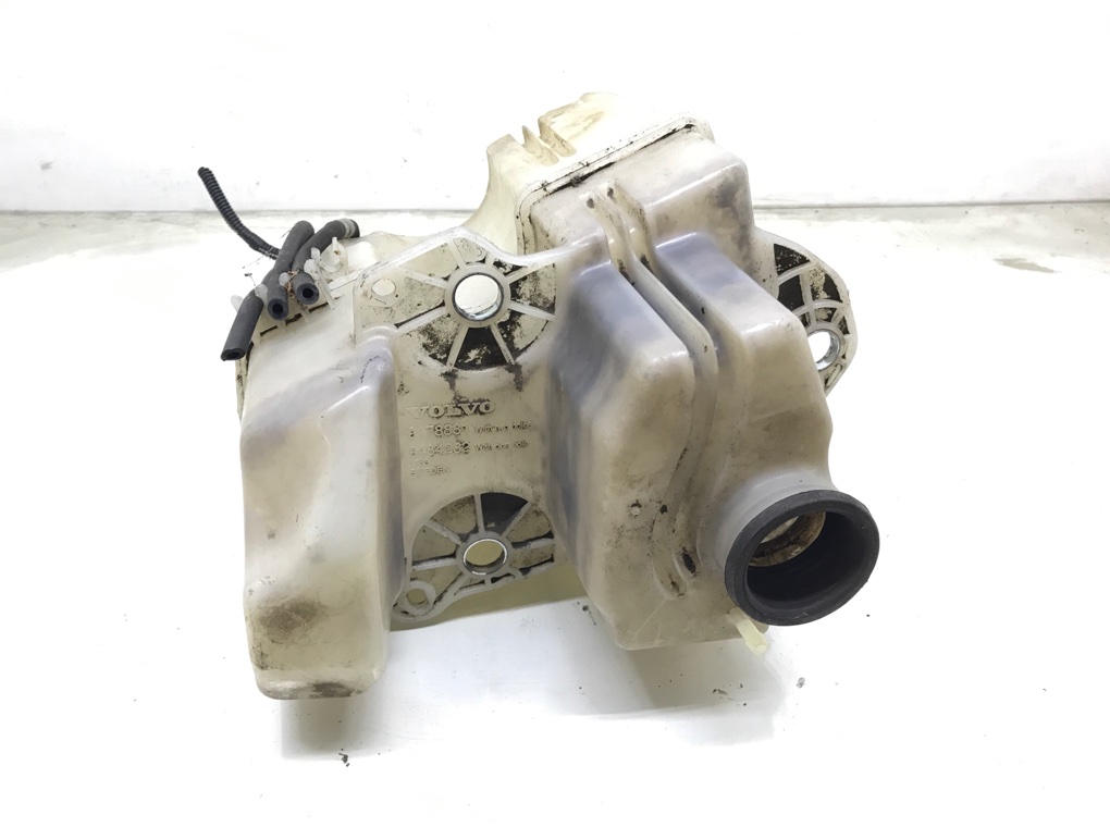 Бачок омывателя бу для Volvo V70  2.4 i,  2003 г.
