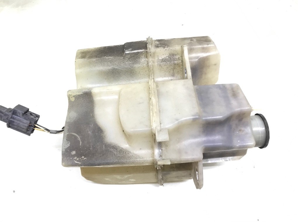 Бачок омывателя бу для Volvo V70  2.4 i,  2003 г.