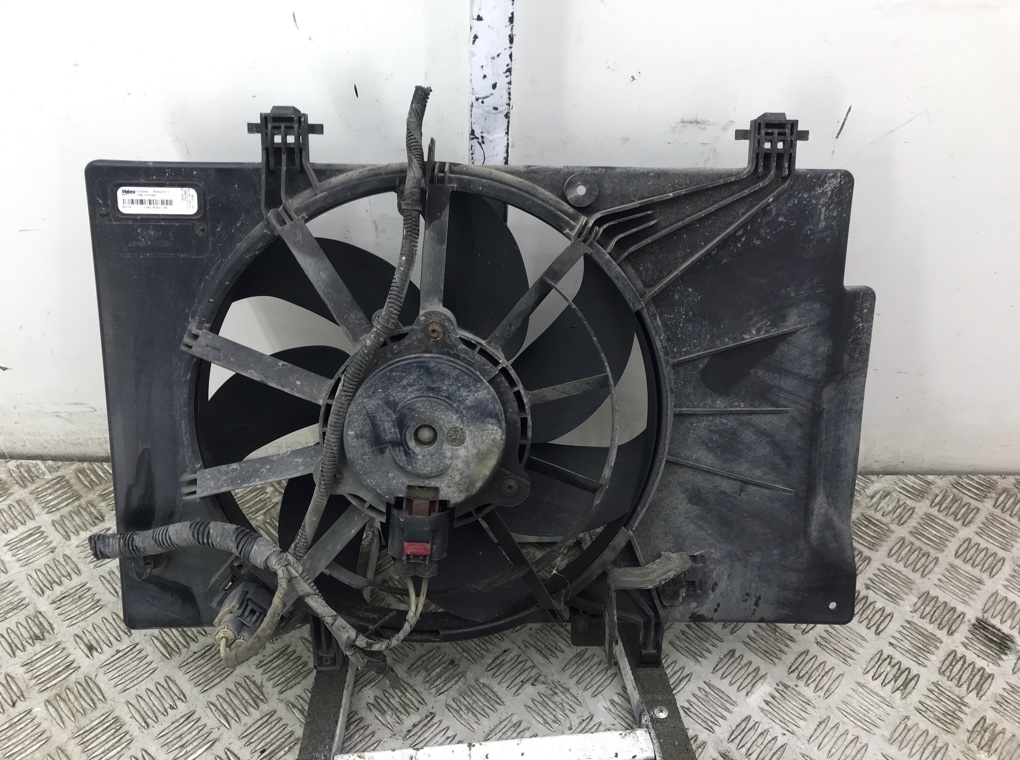 Вентилятор радиатора бу для Ford Fiesta 6 1.6 TDCi, 2011 г.