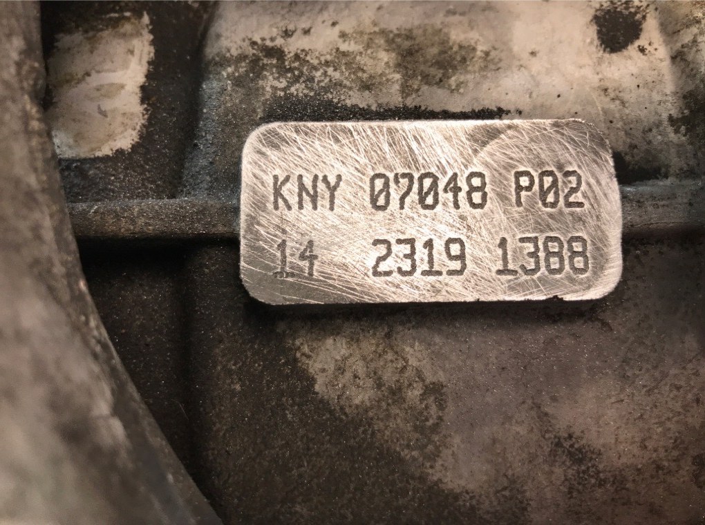 КПП механическая (МКПП) бу для Volkswagen Golf 5 2.0 TDi,  2008 г. KNY