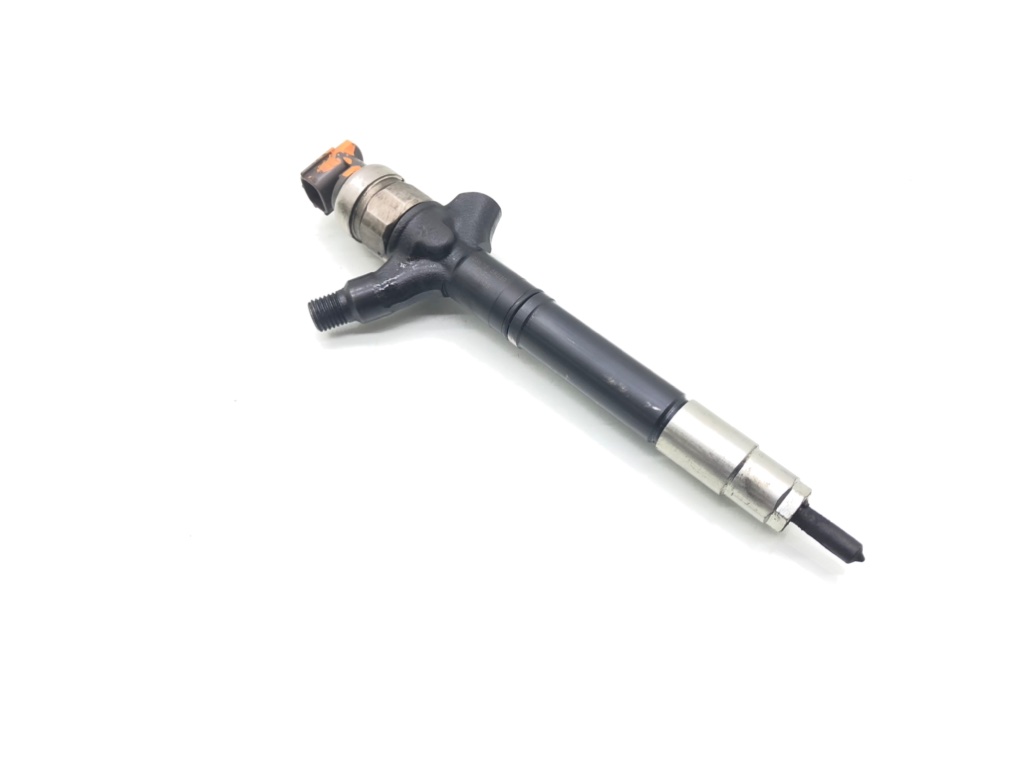 Форсунка бу для Toyota Avensis 2.0 D-4D, 2006 г. Форсунка бу для Toyota Avensis 2.0 D-4D, 2006 г.