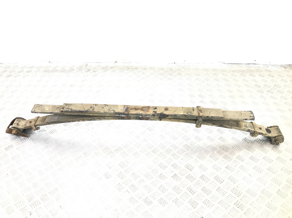 Рессора задняя бу для Nissan Navara 2.5 DCi, 2007 г.