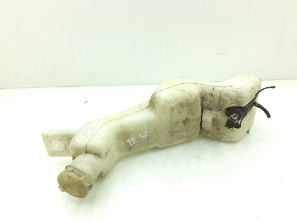 Бачок омывателя бу для BMW 5 E34 1.8i, 1996 г.