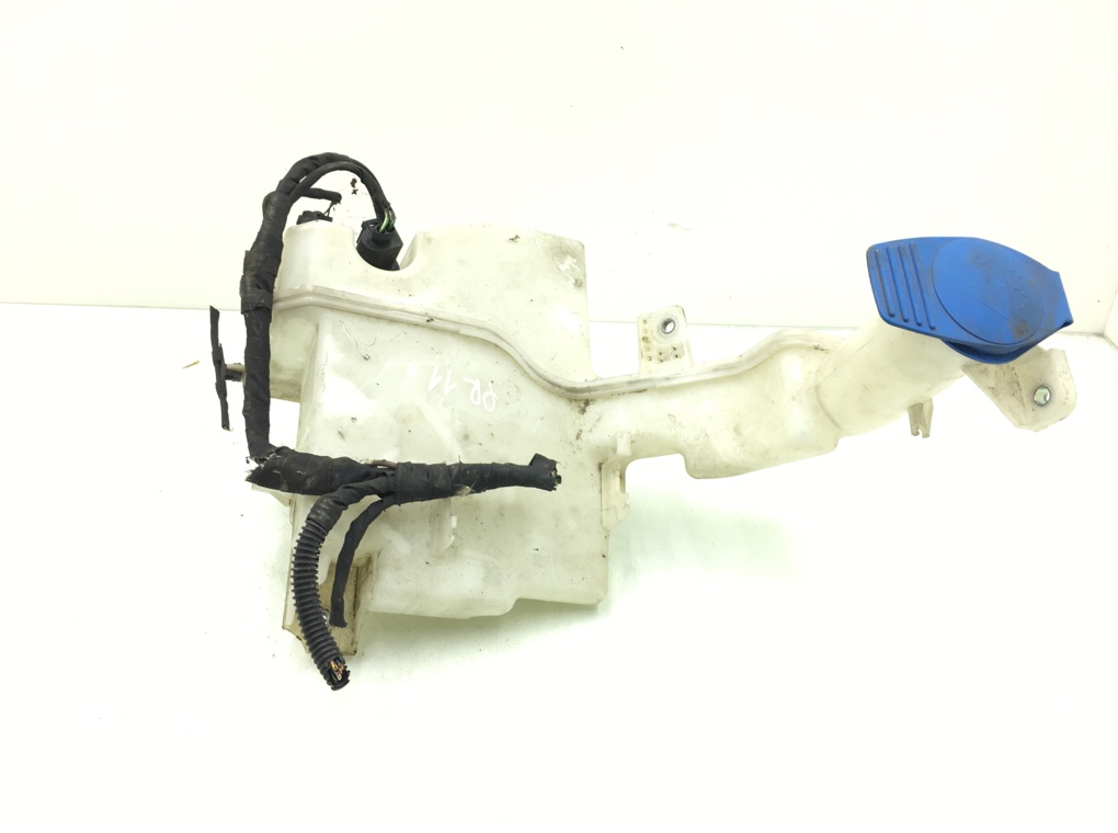 Бачок омывателя бу для Volkswagen Passat B7 1.6 TDi, 2011 г.