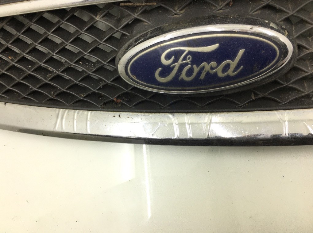 Решетка радиатора бу для Ford Focus 2 1.6 i,  2006 г.