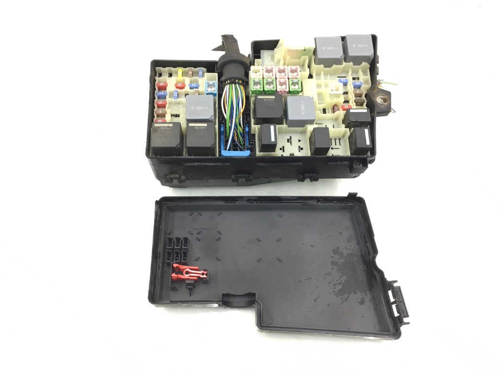 Блок предохранителей бу для Ford Focus 3 1.0 i, 2012 г.