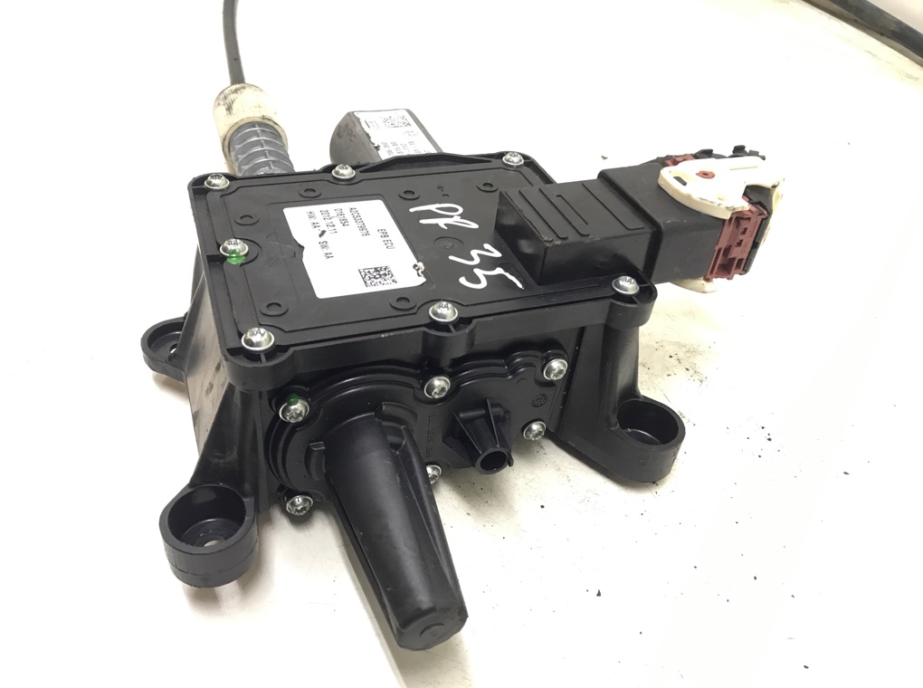 Электроручник бу для Peugeot 5008  1.6 HDi,  2013 г.