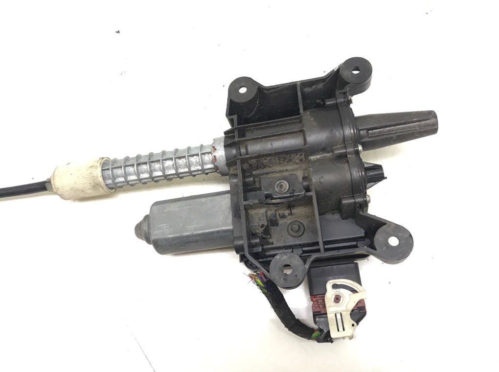 Электроручник бу для Peugeot 5008  1.6 HDi,  2013 г.