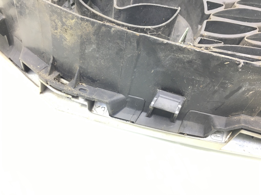 Решетка радиатора бу для Mazda 6 2 1.8 i, 2008 г. Решетка радиатора бу для Mazda 6 2 1.8 i, 2008 г.