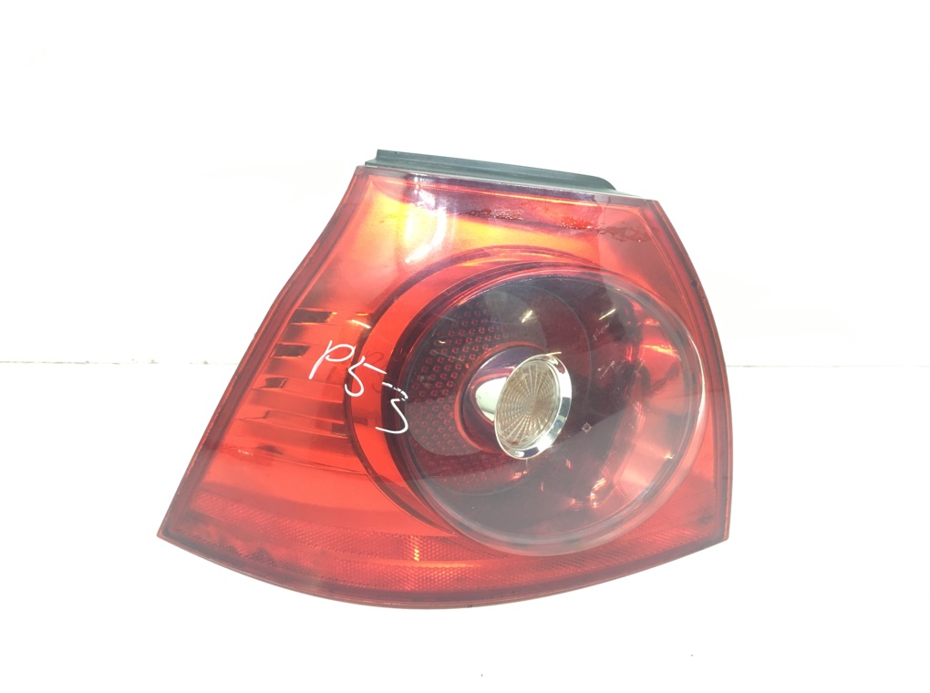 Фонарь задний левый бу для Volkswagen Golf 5 1.9 TDi, 2005 г.