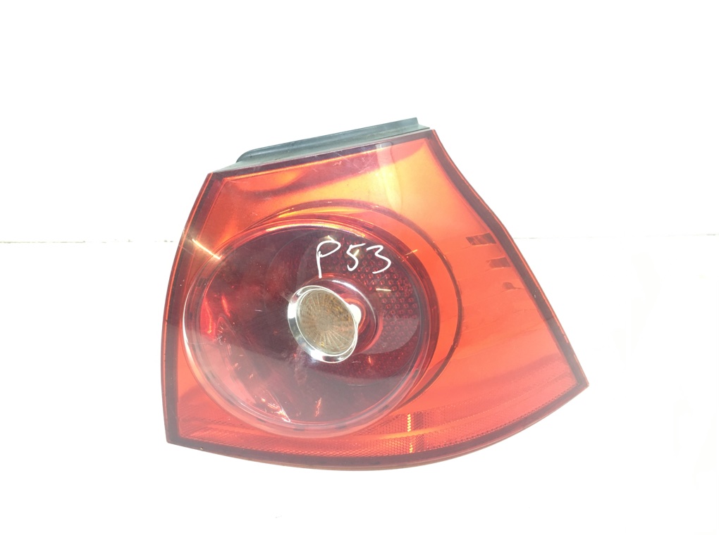 Фонарь задний правый бу для Volkswagen Golf 5 1.9 TDi, 2005 г.