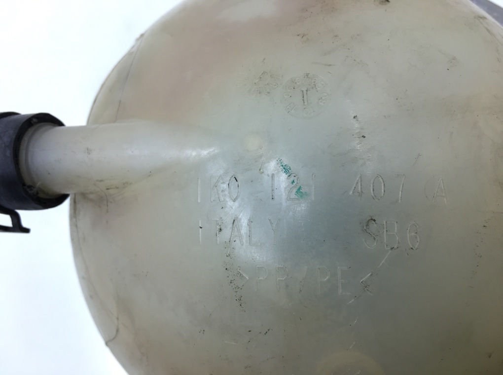 Бачок расширительный бу для Volkswagen EOS  2.0 TDi,  2008 г.