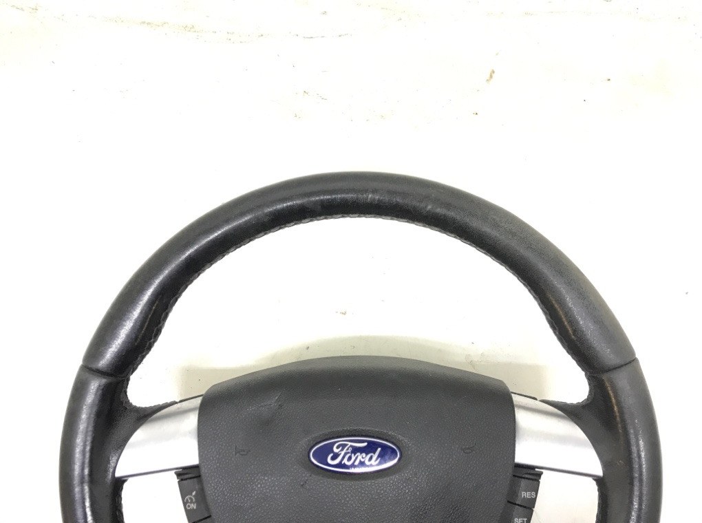 Руль бу для Ford Focus 2 1.6 i,  2007 г.