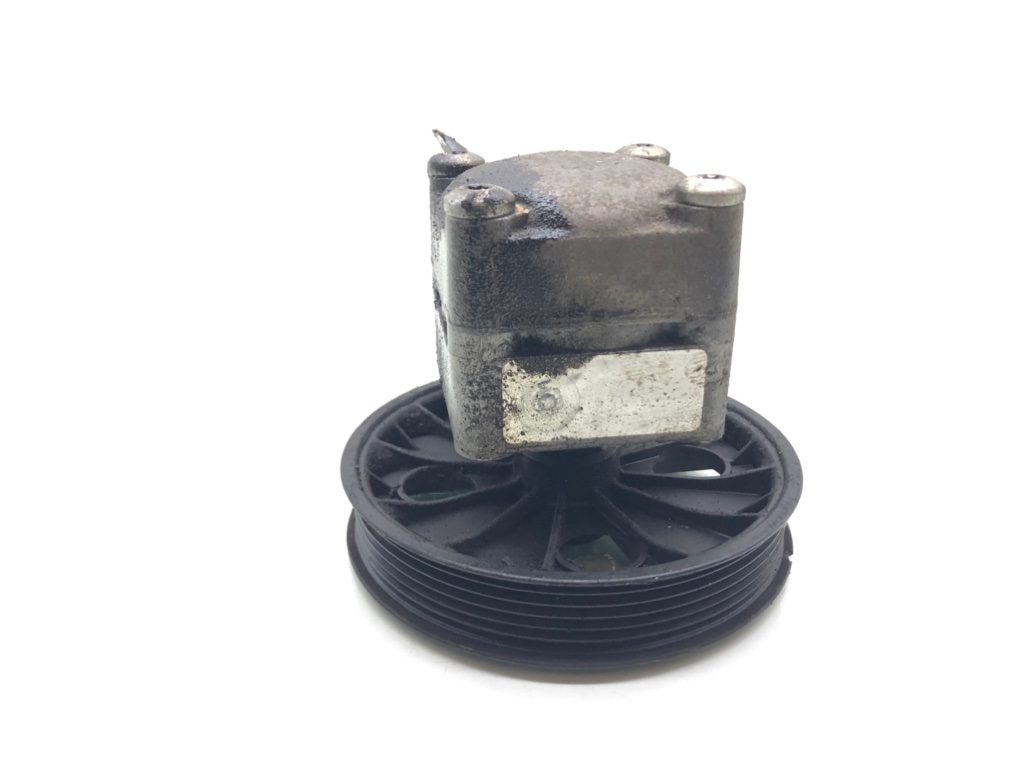 Насос гидроусилителя руля бу для Volvo V70  2.4 i,  2002 г.