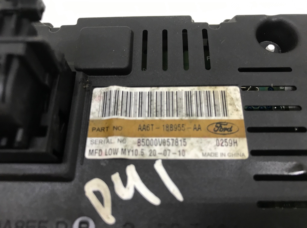 Дисплей бу для Ford Fiesta 6 1.6 TDCi, 2010 г. Дисплей бу для Ford Fiesta 6 1.6 TDCi, 2010 г.