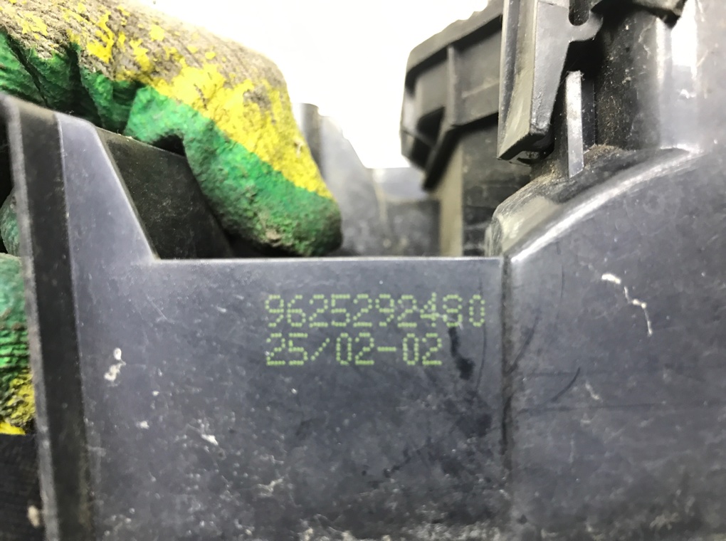 Фонарь задний левый бу для Citroen Berlingo 1 1.9 D,  2002 г.