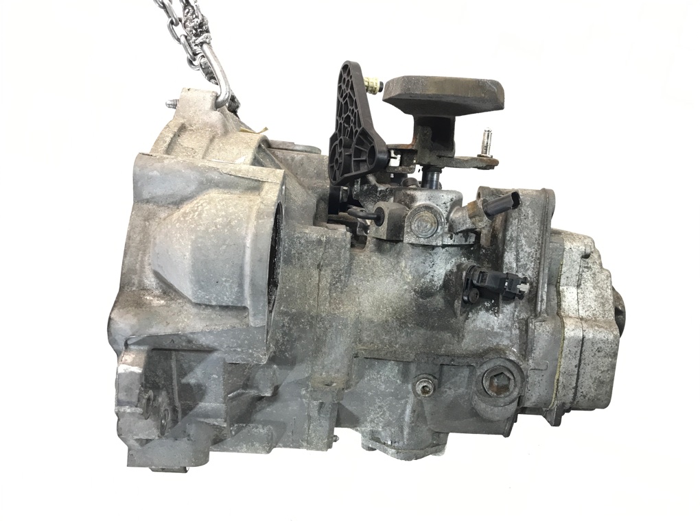 КПП механическая (МКПП) бу для Volkswagen Passat B7 1.6 TDi,  2011 г. MYP