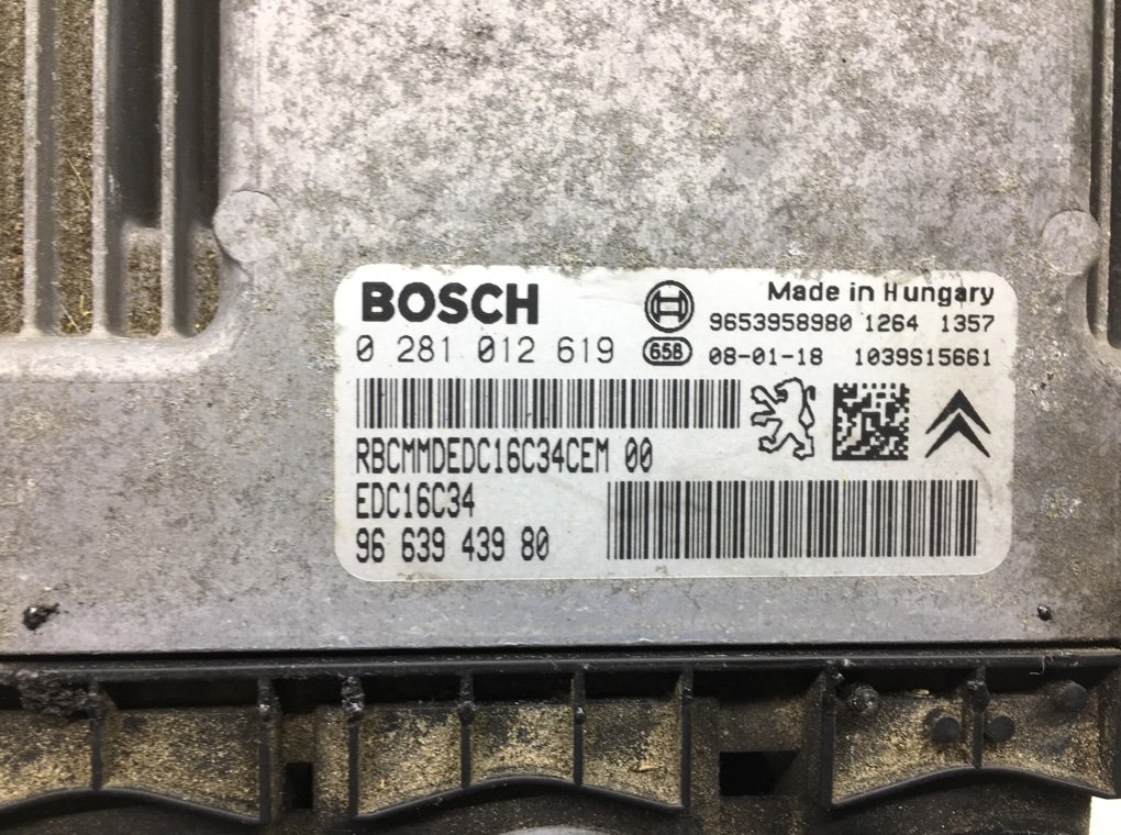 Блок управления двигателем бу для Peugeot Partner 1 1.6 HDi, 2008 г. Блок управления двигателем бу для Peugeot Partner 1 1.6 HDi, 2008 г.